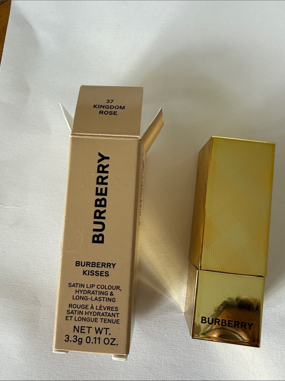 Burberry Kisses Satin Lip Colour - Kingdom Rose (37) - with Gold case